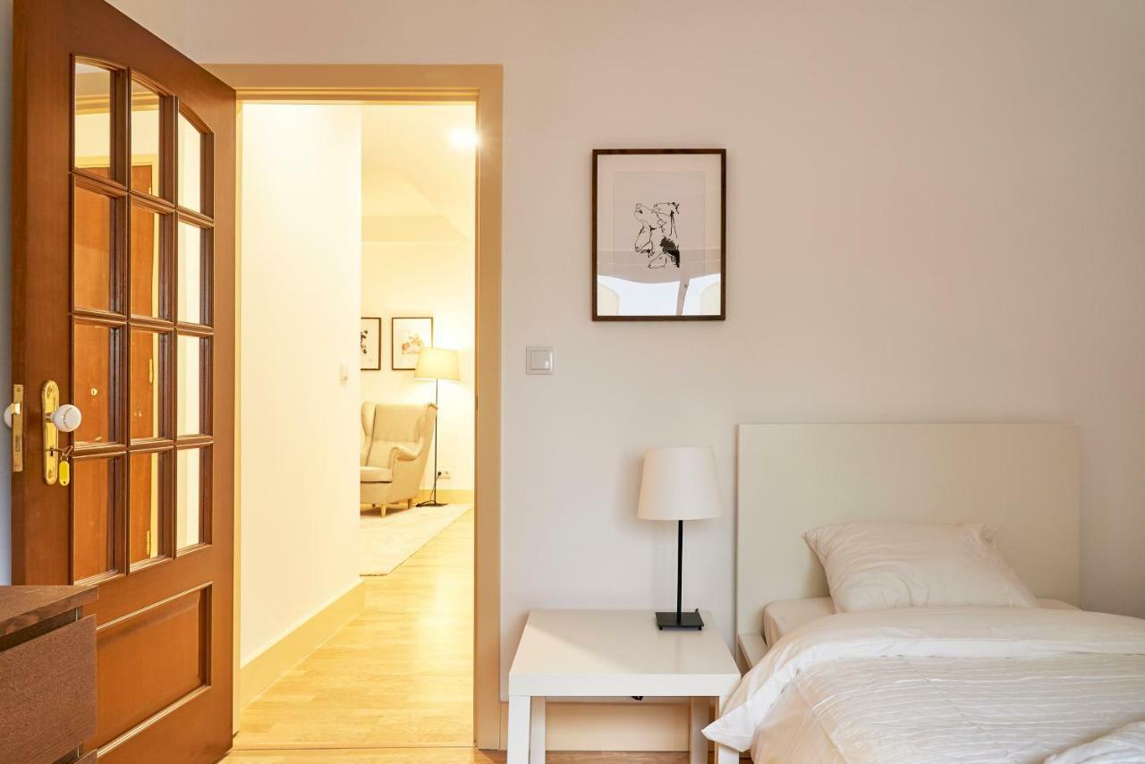 Campo Pequeno Avenida Hotel Lisboa Ngoại thất bức ảnh